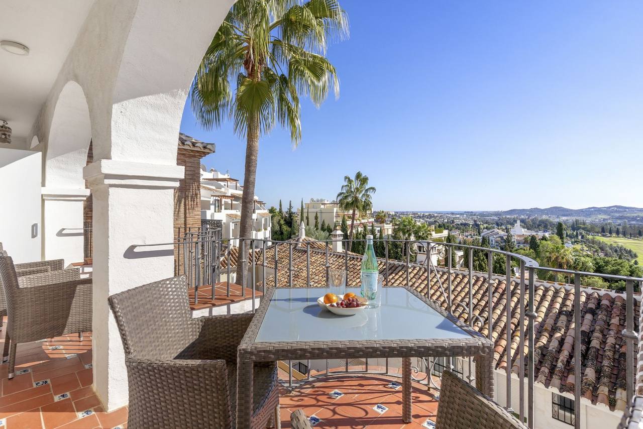 School catchment and family-relocation mid-stays in Alhaurín de la Torre